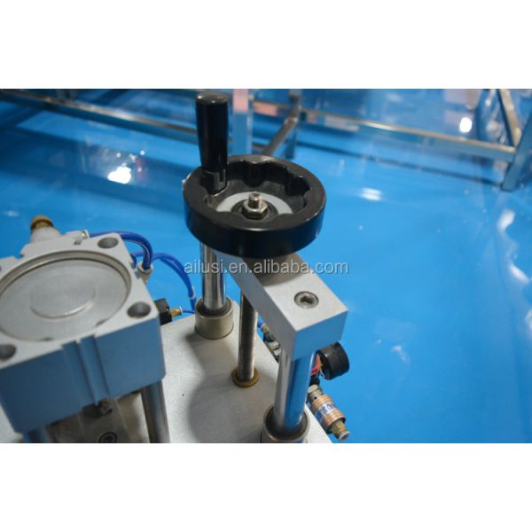 Manual Hand Pneumatic Pedal Control Pneumatic Perfume Crimping Machine Glass Perfume Bottle Capper Perfume Crimping Cool