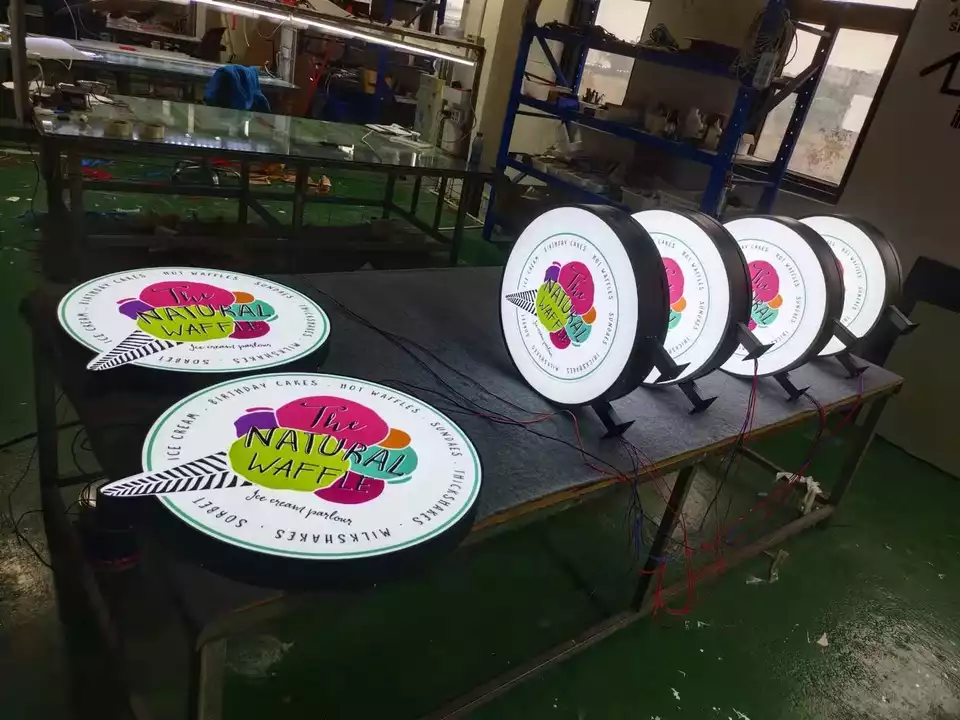 Customized Hot Selling Business Light Box Double Sided Outdoor Advertising Light Box Light