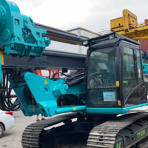 Buy Commercial Hydraulic Pile Driver Machine Portable Multifunctional Ground Screw at wholesale prices