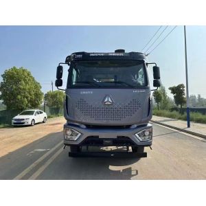 2025 XCMG 12T Truck Mounted Crane with HOWO Chassis
