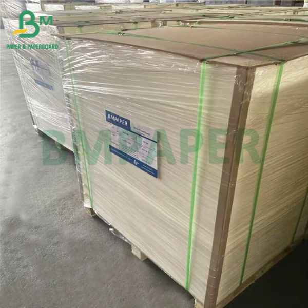 Buy Boxes 700gsm Smooth Recyclable High Thickness Cellulose Board at wholesale prices