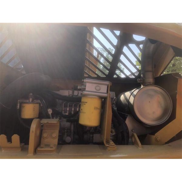 Less Hour Japan Original Second Hand Excavator CAT307D CAT307 with Original Hydraulic Pump