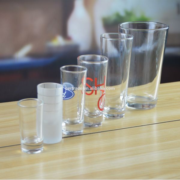 High White Glass Customized Color Logo Tequila Shot Glass , Crystal Shot Glasses