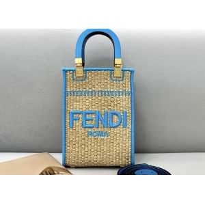 China Newest Mini Small Square Bag Straw Weaving Series Of Pure Hand Woven Handbag Luxury Style Cross-Body Bag on sale