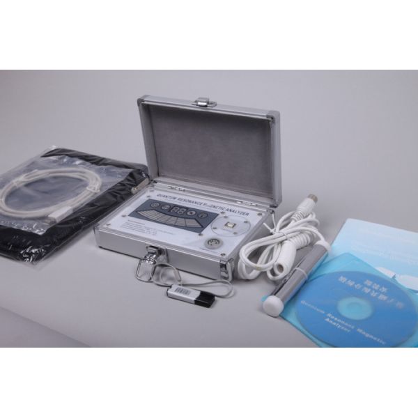 AH - Q8 Clinic Quantum Body Health Analyzer , Blood Sugar Magnetic Analyser