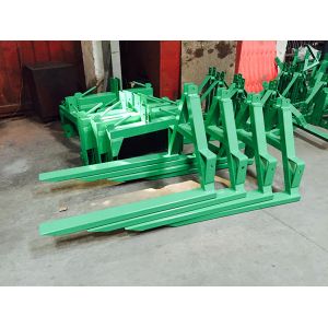 PF1500 - Tractor implements Pallet Forks 1500kgs