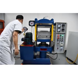 Automatic Flat Vulcanizer For Pressing Various Rubber Compression Molding
