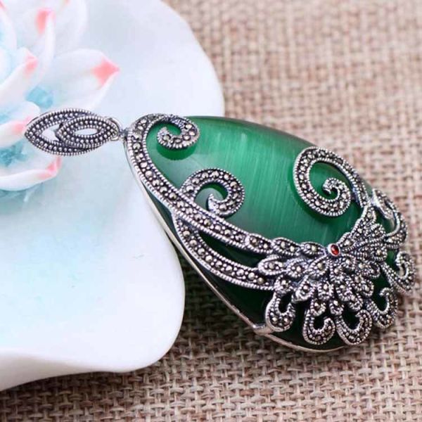 925 Silver Drop Shape Green Opal Marcasite Retro Pendant Necklace (N20180410GREEN)
