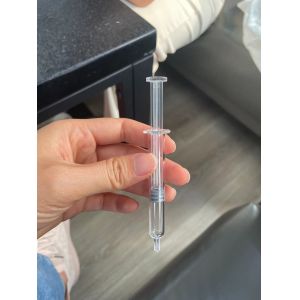 High speed pre filled gel syringe filling machine/lure lock syringes filling