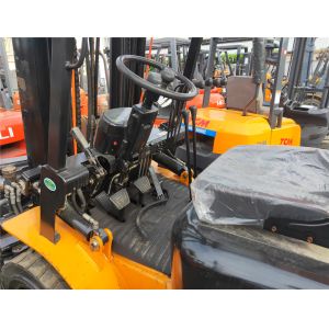 Used China Hangzhou Manufactured Clamp Holder A30z Forklift in Excellent Working