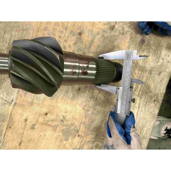 2402N1041-025/026 Crown Wheel Pinion Gear Bevel Gear Parts