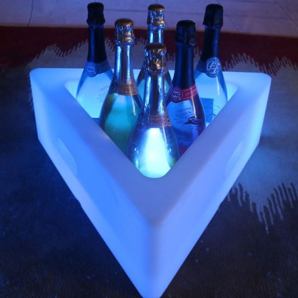 PE Plastic Triangular LED Ice Bucket 16 Colors Changing Rechargeable Lithium Battery