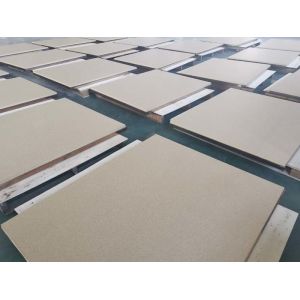 Durable Fireproof Vermiculite Boards Lightweight Refractory Insulation Board