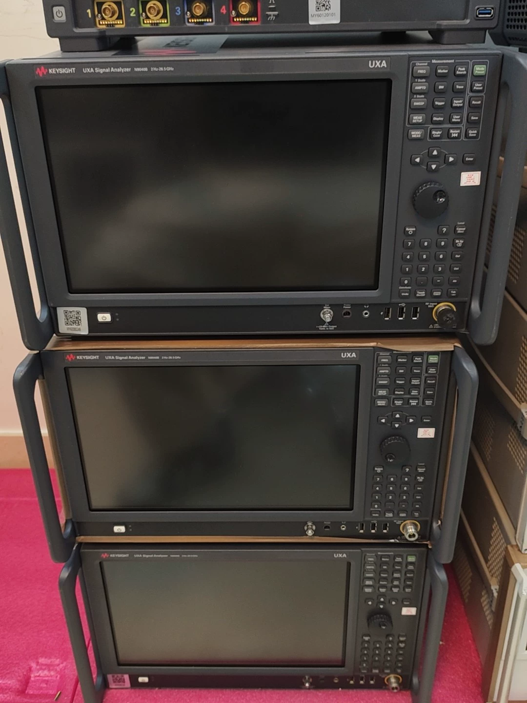 Ultra Wideband Signal Spectrum Analyzer 50 GHz Keysight N9040B UXA