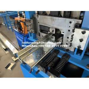 Chain Drive CZ Purlin Roll Forming Machine 14-18 Stations Adjustable Cutting