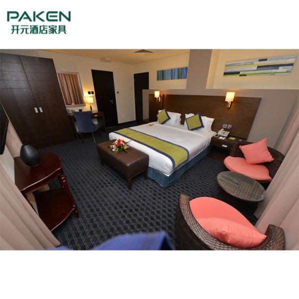 Light Color Hotel Bedroom Furniture Sets With Headboard Cladding