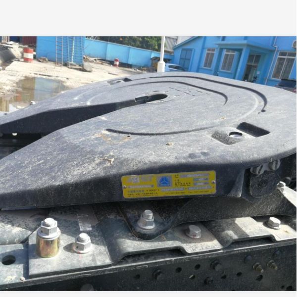 Cheap used trailer truck 40 ton 6X4 336 HP sinotruk Howo second hand tractor trucks trailer head truck