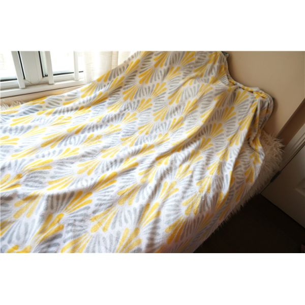 Polyester Microfiber Flannel Blanket Digital Printing For Winter / Fall Warm Gift