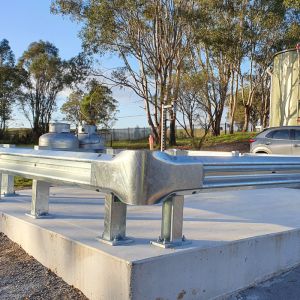 Customized Golden Roadway Safety Galvanized W Beam Highway Guardrail Crash