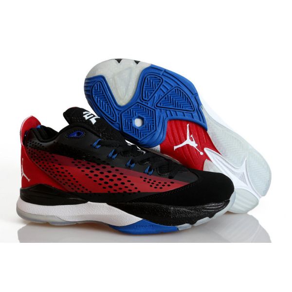 Buy hottest basketball sports shoes at wholesale prices