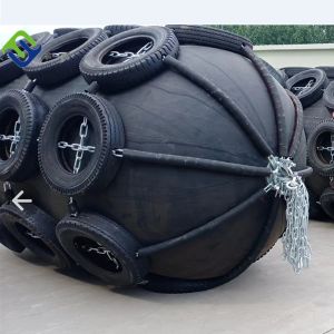Marine Ship Dock Pneumatic Rubber Fenders With Chain And Tyres