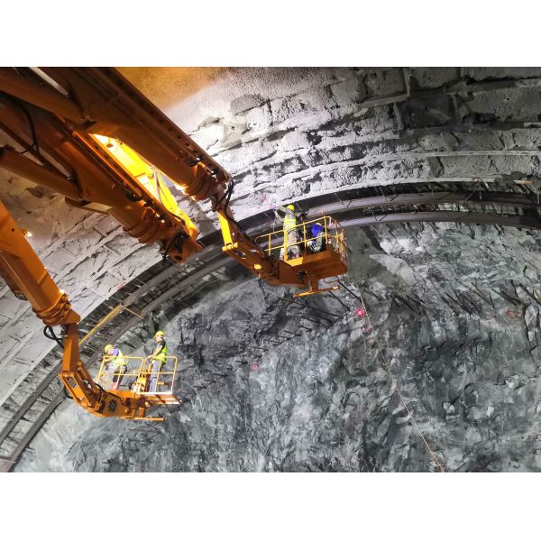 Max.Operating Height of 13m and Transportation Dimension of 10000×2800×3800mm