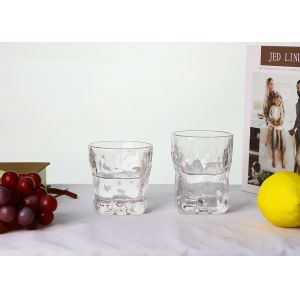 Transparent 260ml 95mm Square Crystal Whiskey Glasses Butterfly Embossed