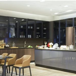 ODM Slab Modern Kitchen Cabinet Makers Paticle Board Carcass