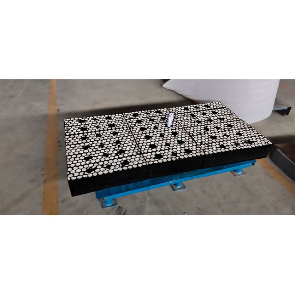 95% AI2O3 Ceramic Wear Liner Mining Wear Resistant Lining