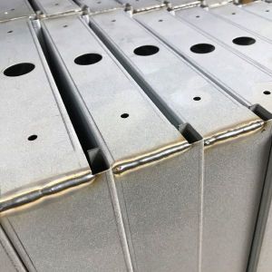 Ra0.2 Sheet Metal Fabrication Service Wire Drawing Polished Surface