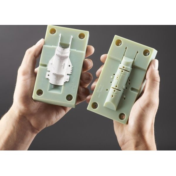 Quality Hot Runner Injection Moulding Parts Customization Plastic Injection Mold With Precise Control for sale