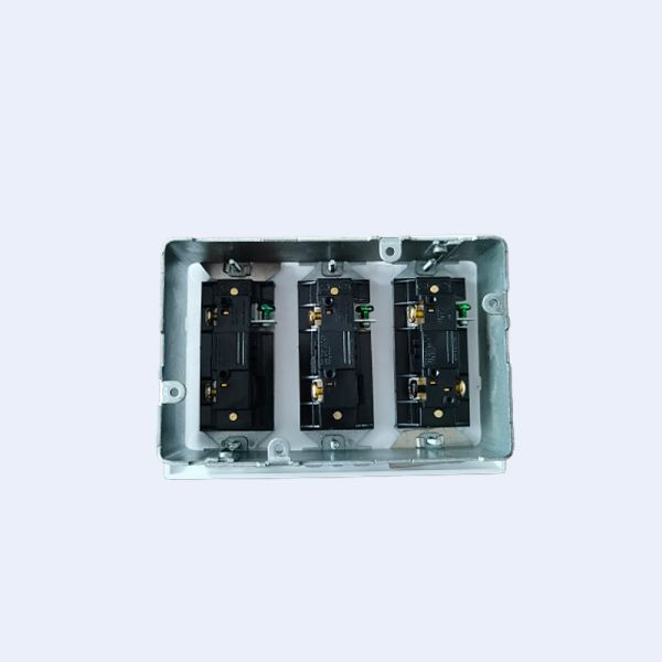 Buy Prefab 3 Gang Electrical Conduit Junction Box 14 AWG White Screw Snap In Socket at wholesale prices
