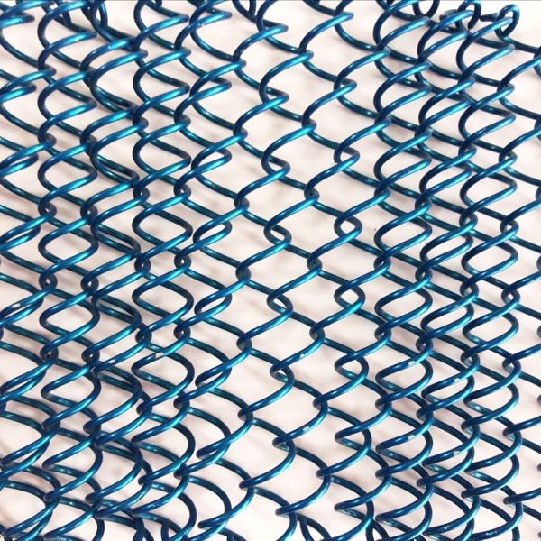 Customized Mesh Chain Link Backdrop Decoration Galvanized Garden Fencing