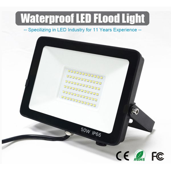 SMD2835 50w 150w Aluminium Driverless LED Flood Light Waterproof AC220V