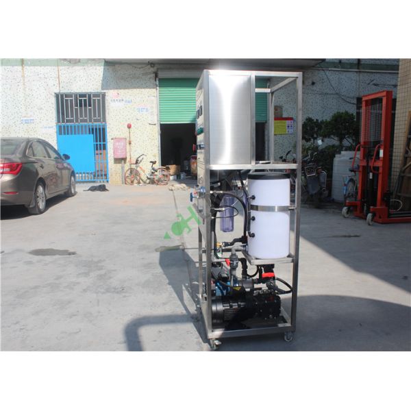 FRP / SS304 RO Seawater Desalination Equipment , Reverse Osmosis Water Treatment System