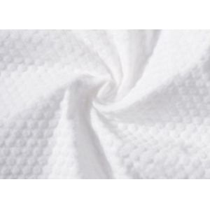 Eco Friendly Recyclable Spunlace Nonwoven Fabric Embossed For Wipes