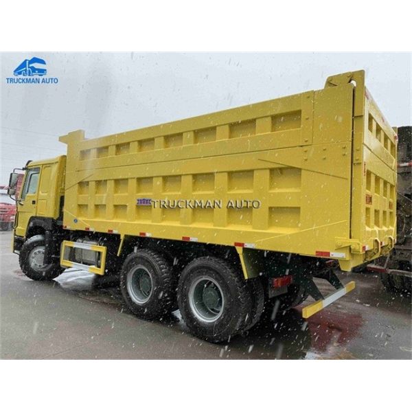 Sinotruk Howo Used 10 Wheeler Truck High Strength Steel With 18m3 New Cargo Box