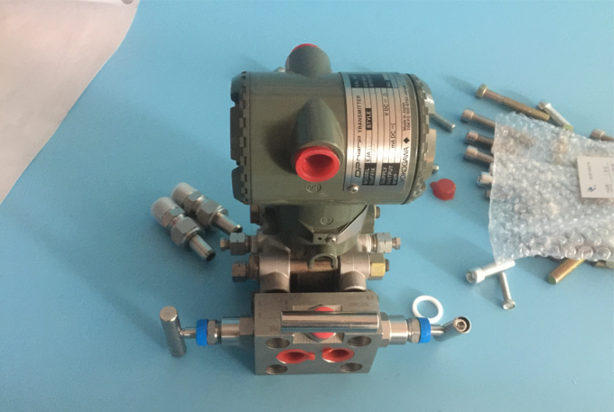 1/2 NPT Pressure Transmitter Manifold DPT Direct Mounting 5 Valve 0