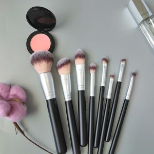 Exquisite Makeup Brushes Classical Black Wooden Handle Wonderful Makeup Brush