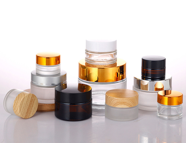 Refillable 30g Small Glass Cosmetic Jar With Lids Privated Logo