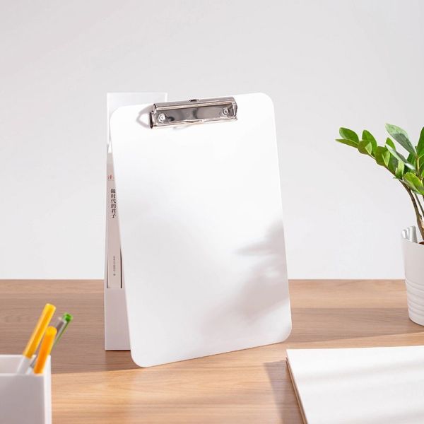 ODM White Nursing Hospital Office Clipboards 22.5*31.5cm Writing Clip Board
