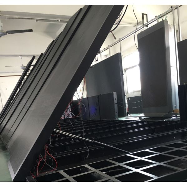 6mm Pixel Pitch Outdoor Full Color LED Display Wireless Control Front/Rear IP65/IP54 Ironed Steel Cabinet 32.5kg Weight