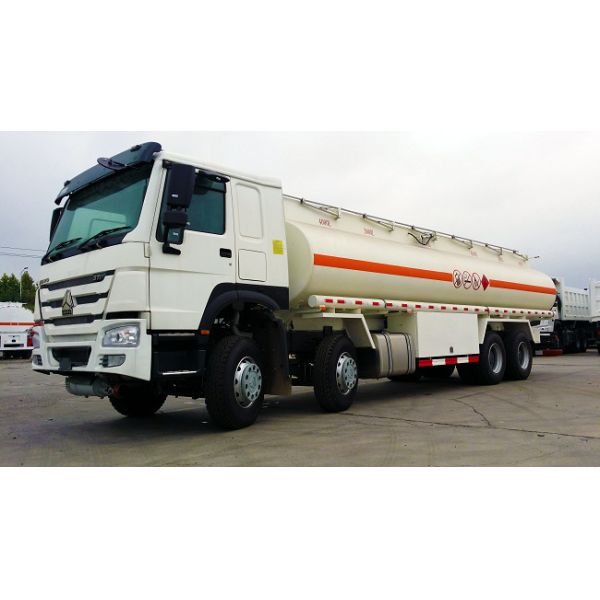 Buy Sinotruk Howo Oil Tanker Lorry 8x4 28000L at wholesale prices