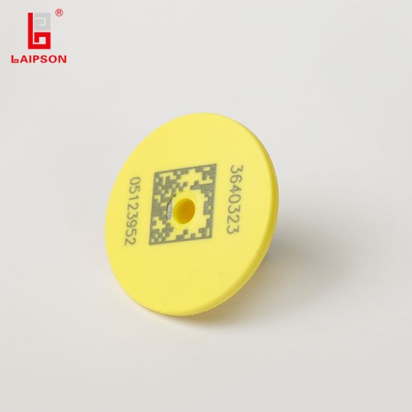 32mm*24mm Male Pig 860-960MHZ UHF Ear Tag