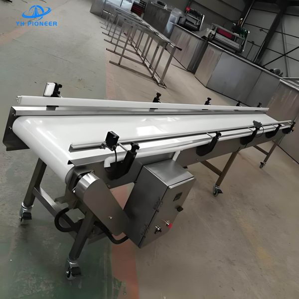 Sanitary White Belt Conveyor System with Food Grade PU Belt and 304 Stainless Steel Frame for Hygienic Transport