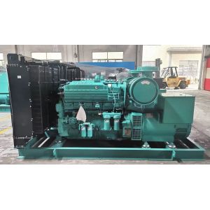 Trailer Cummins Electric Generator KTA19 G4 400kw Prime Power Diesel Generator