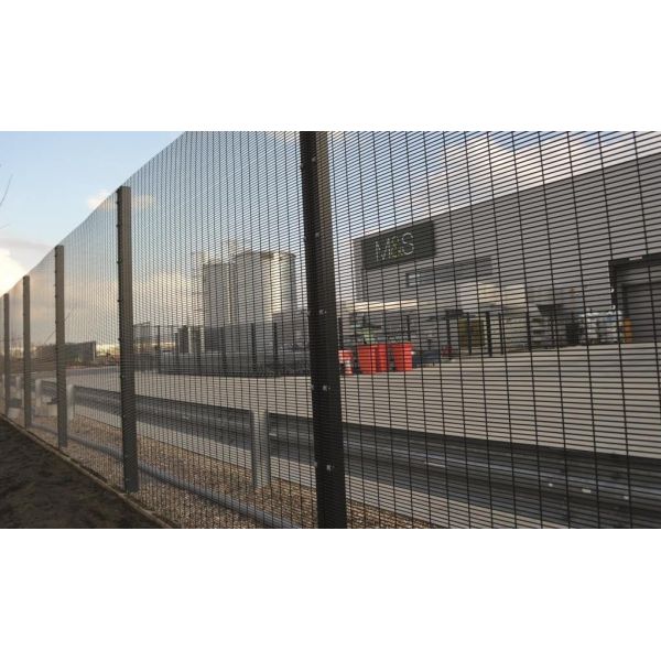 South Africa Clearvu Anti-Climb Prison Fence Panels 358 High Security Anti Climb Fences