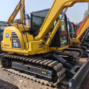 Operator Friendly Used Compact Excavators PC70-8 Komatsu 7 Ton Excavator