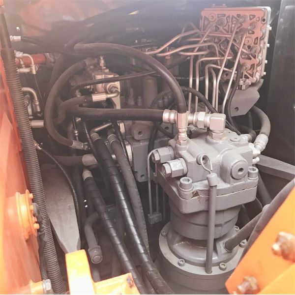 Used Original Japan Hitachi Zx120 Excavator Zaxis120-6 with Original Hydraulic Pump