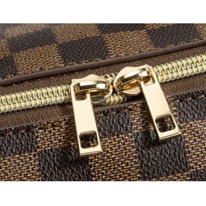 High Grade Fabrics Cosmetic Bags Size Customized